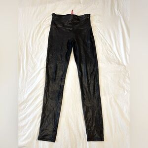 Spanx Faux Leather Leggings size M